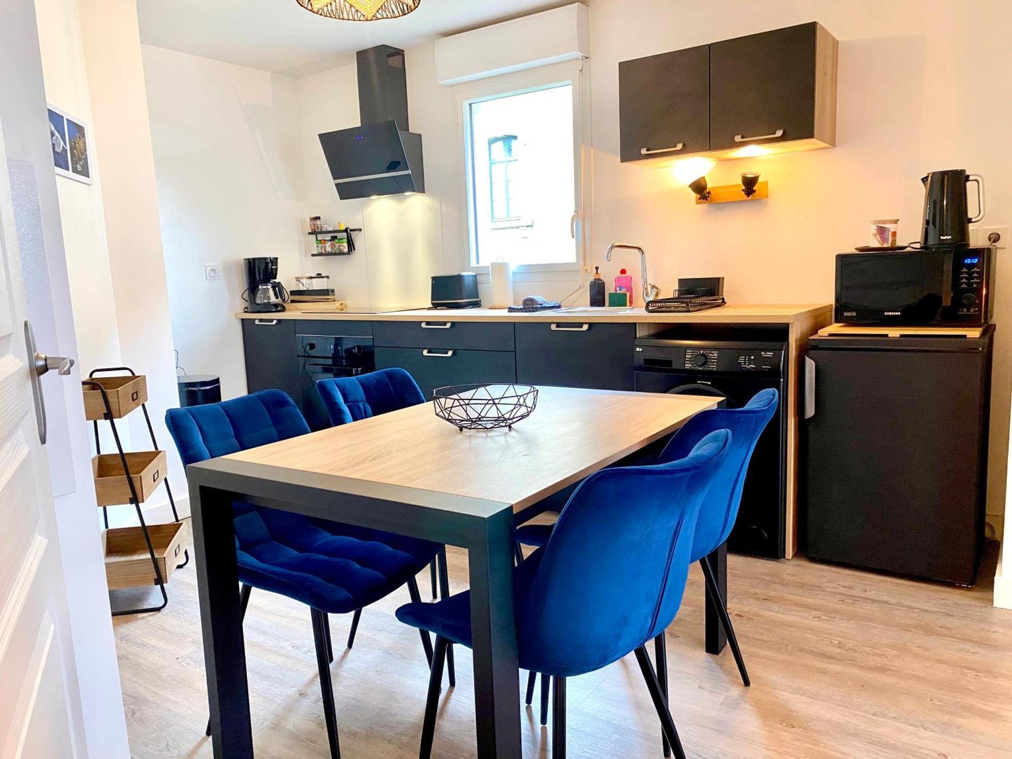 Appartement, Confort, Parking, Terrasse Dinan Exterior foto